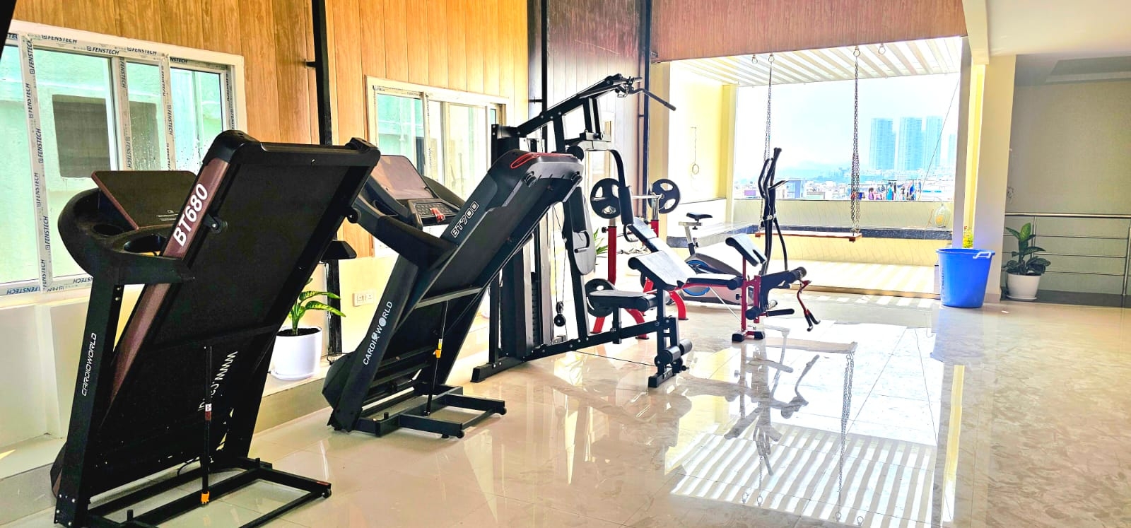 V live primium men's pg — photo 5