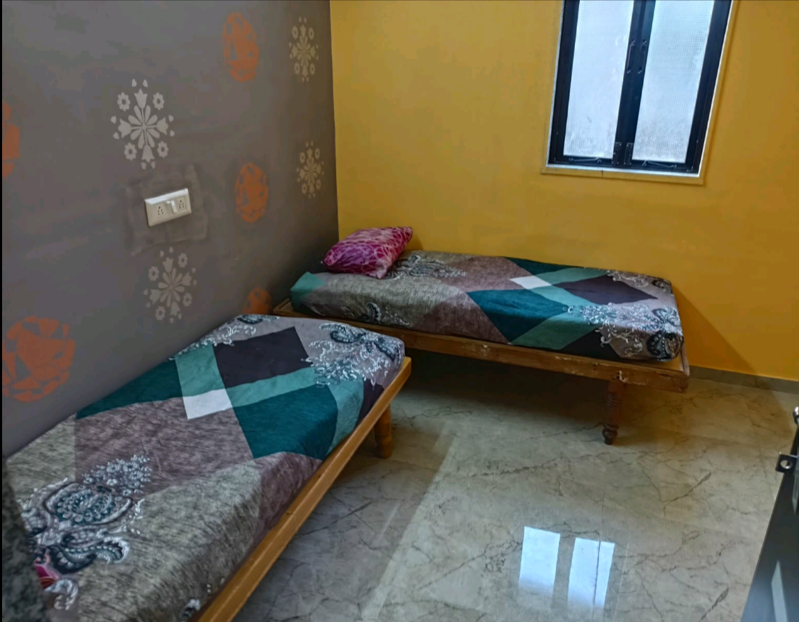 Shivay paying Guest — photo 3