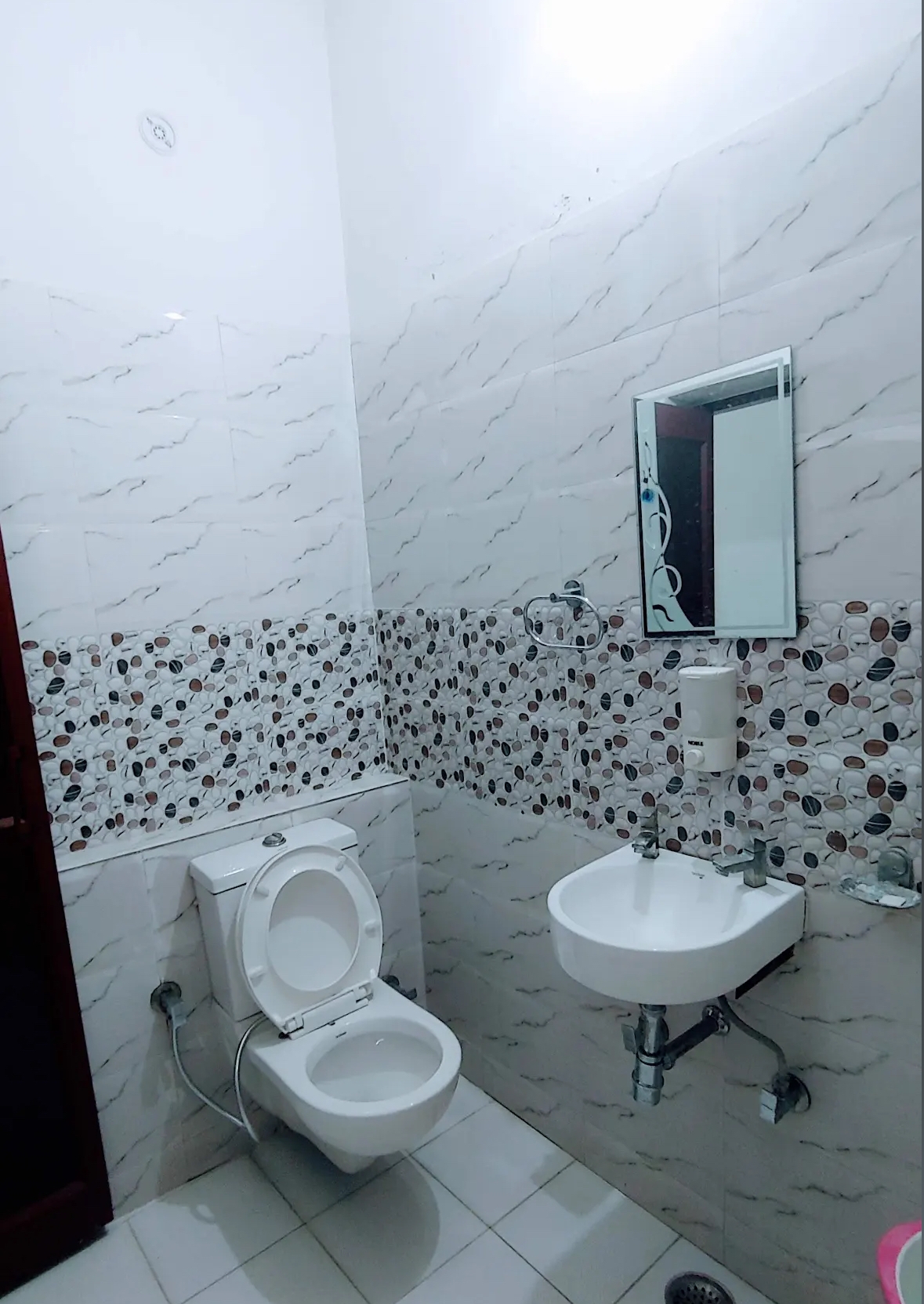 Circuit House Boys And Girls Pg — photo 5