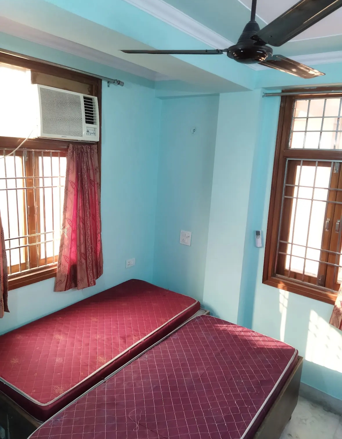 Thakur Niketan Girls Pg — photo 1