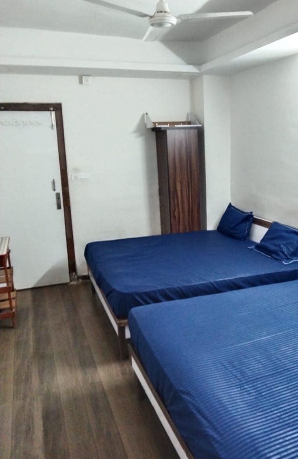 BACHELOR ZONE PG — photo 2
