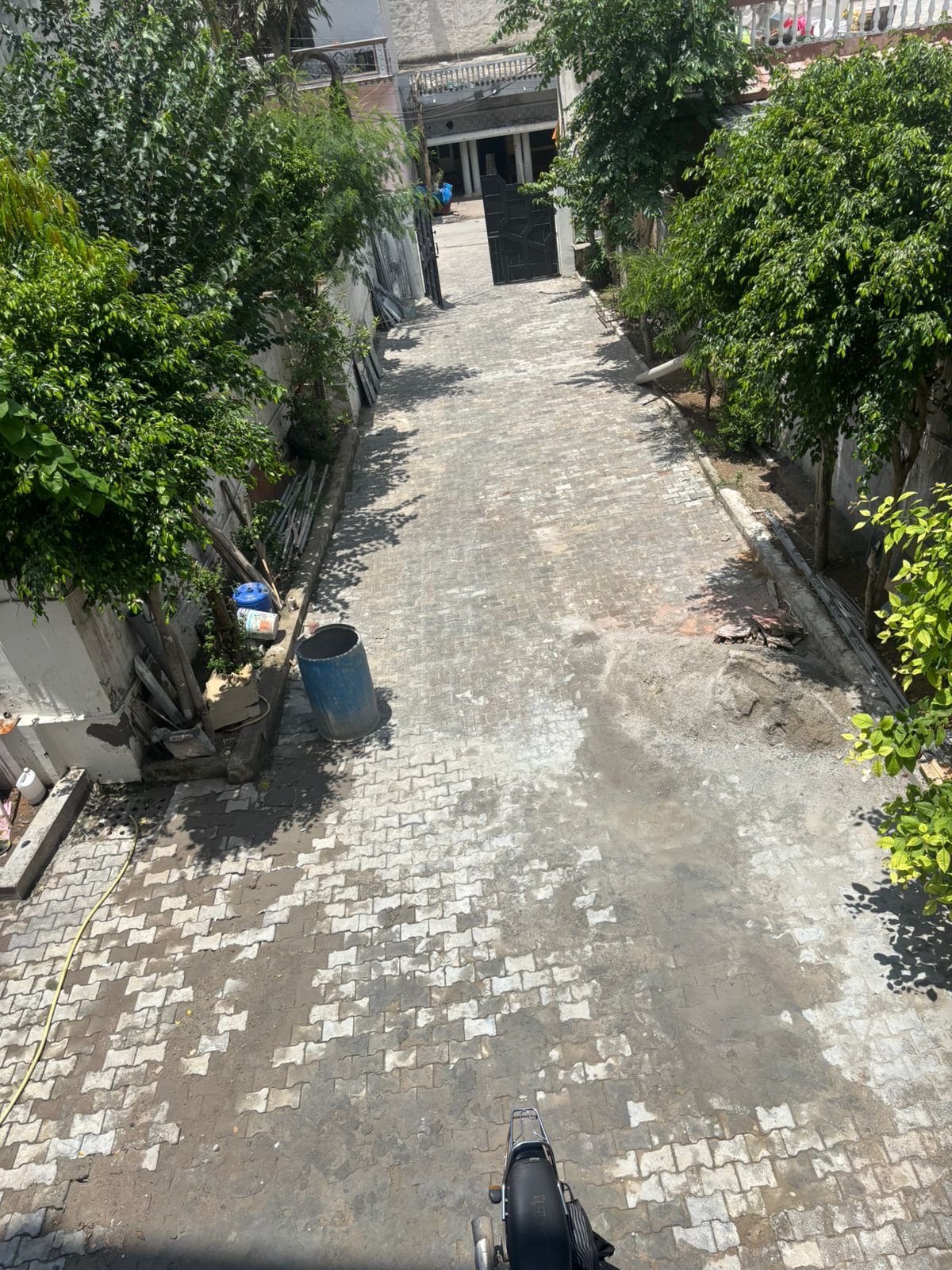 The grandeur living — photo 1