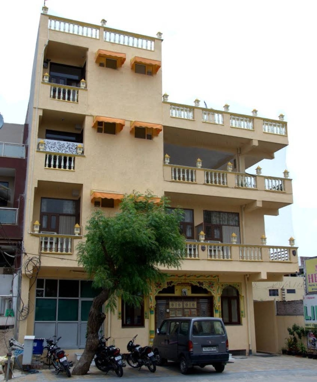 Mishra Girls Pg — photo 2