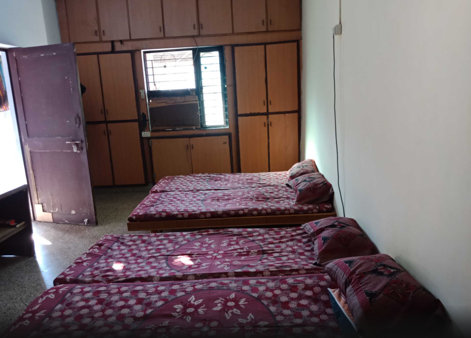 JAINAM PAYING GUEST — photo 1