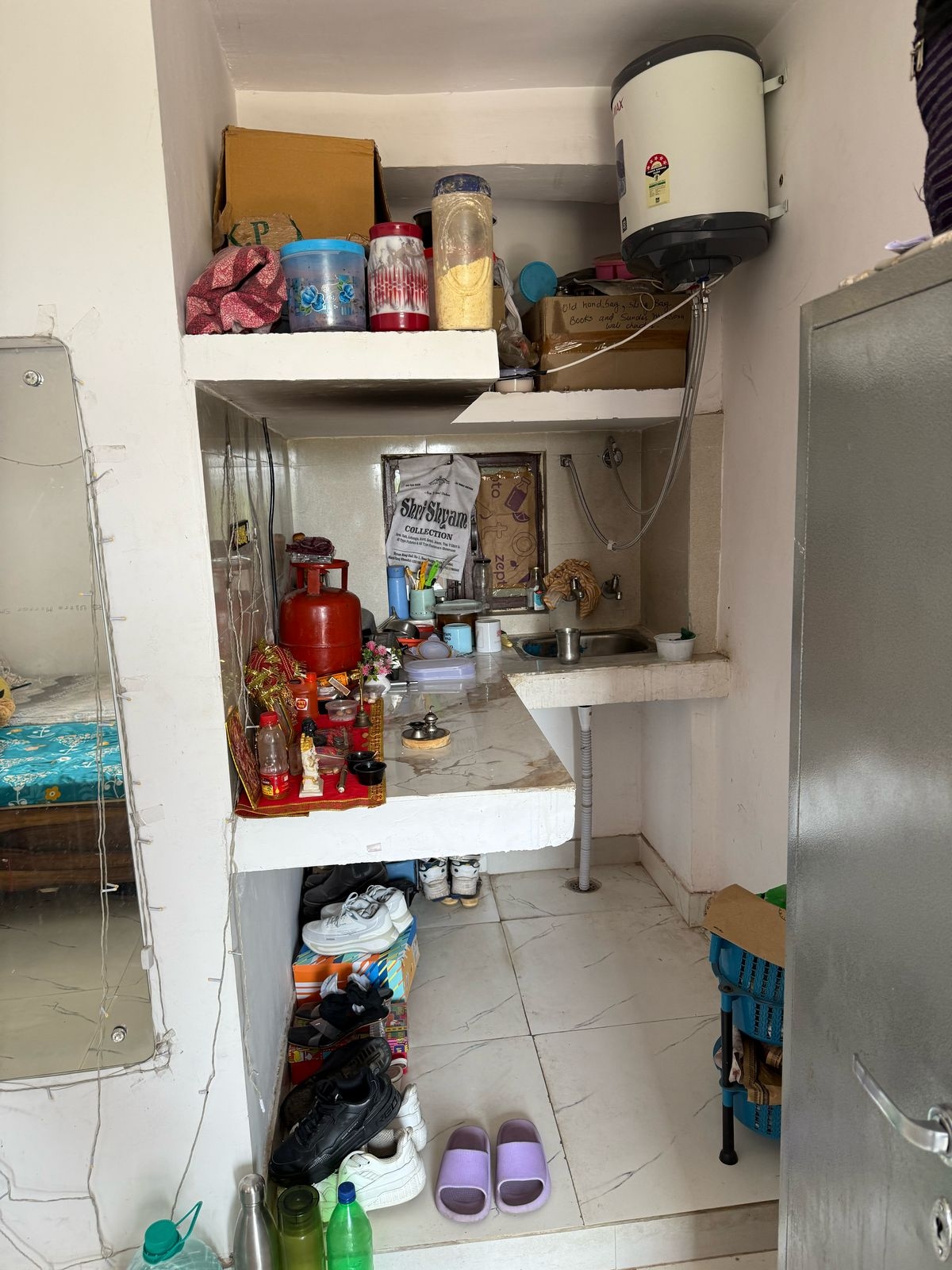 A one residency — photo 1