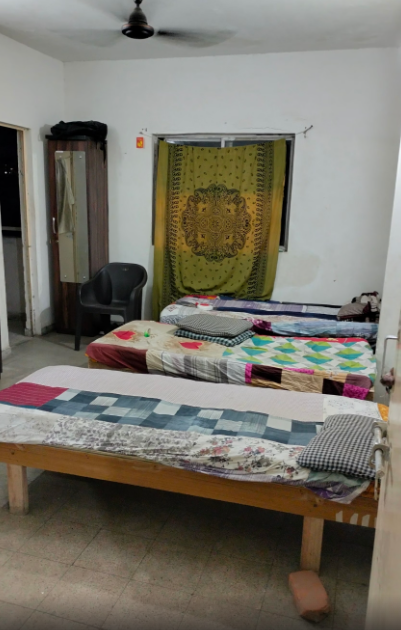 RADHE  KRISHNA PAYING GUEST — photo 3
