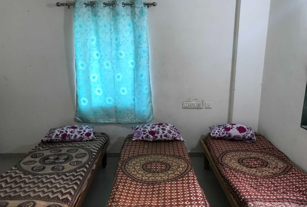 JANAM PAYING GUEST — photo 3