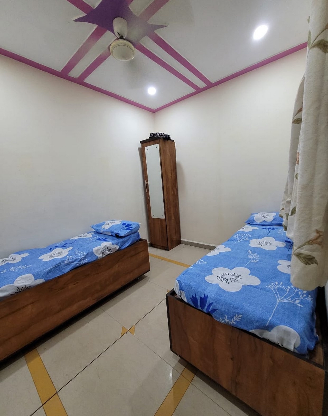 RAGHUVIR PG AND HOSTEL — photo 1