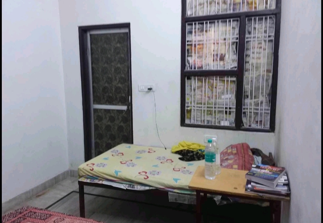 Jai Bajrang wali Boys And Girls Pg — photo 5