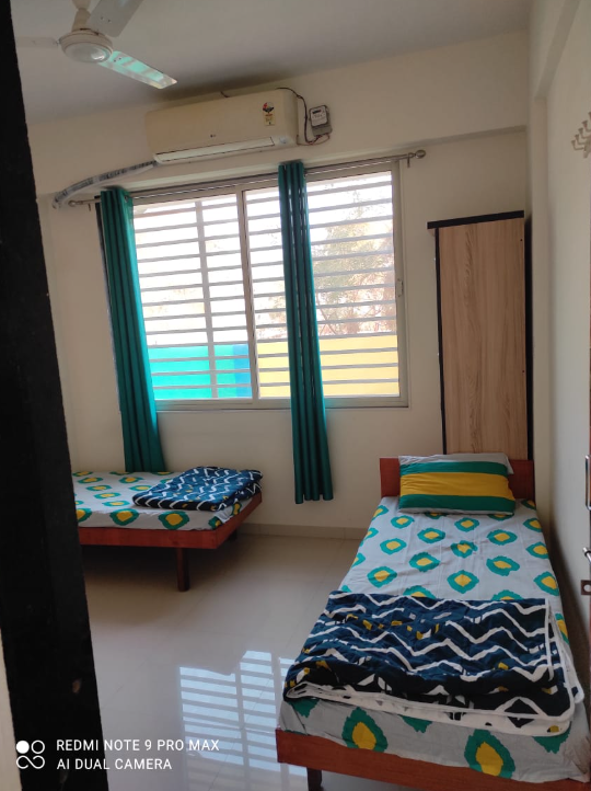 CRYSTAL PG & HOSTEL — photo 1