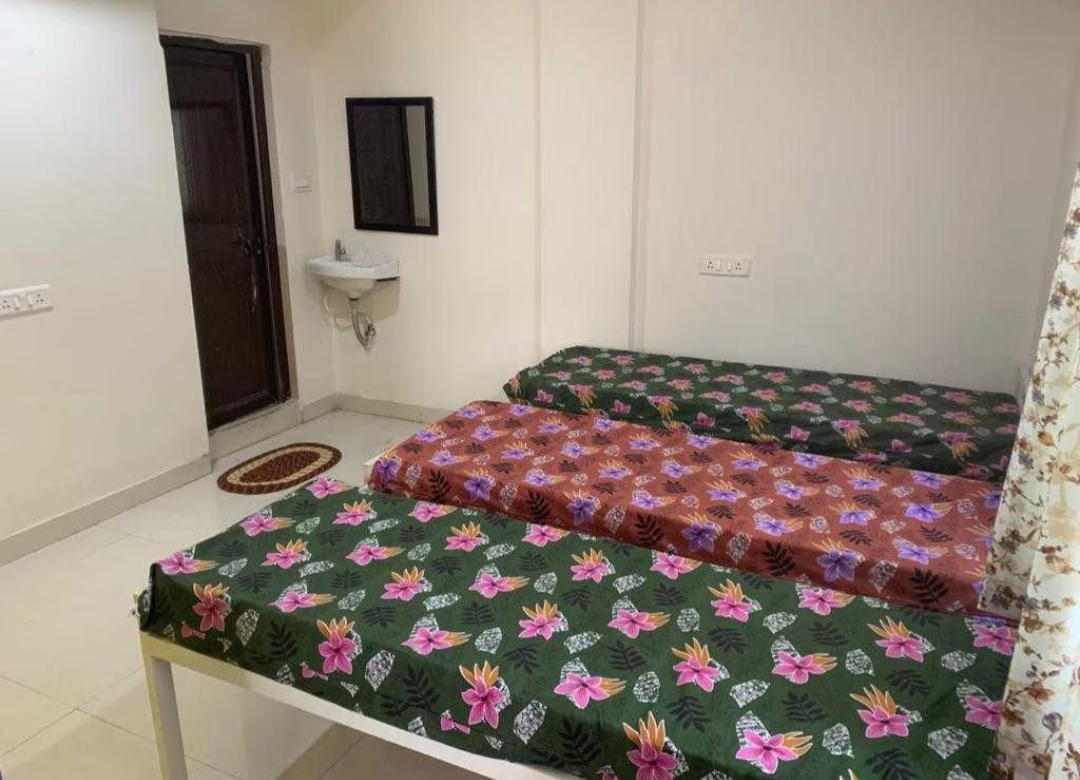 Home Stay Ladies Pg Hostel — photo 1