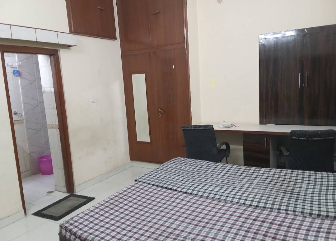 Shree Krishna Boys (hostel) — photo 2