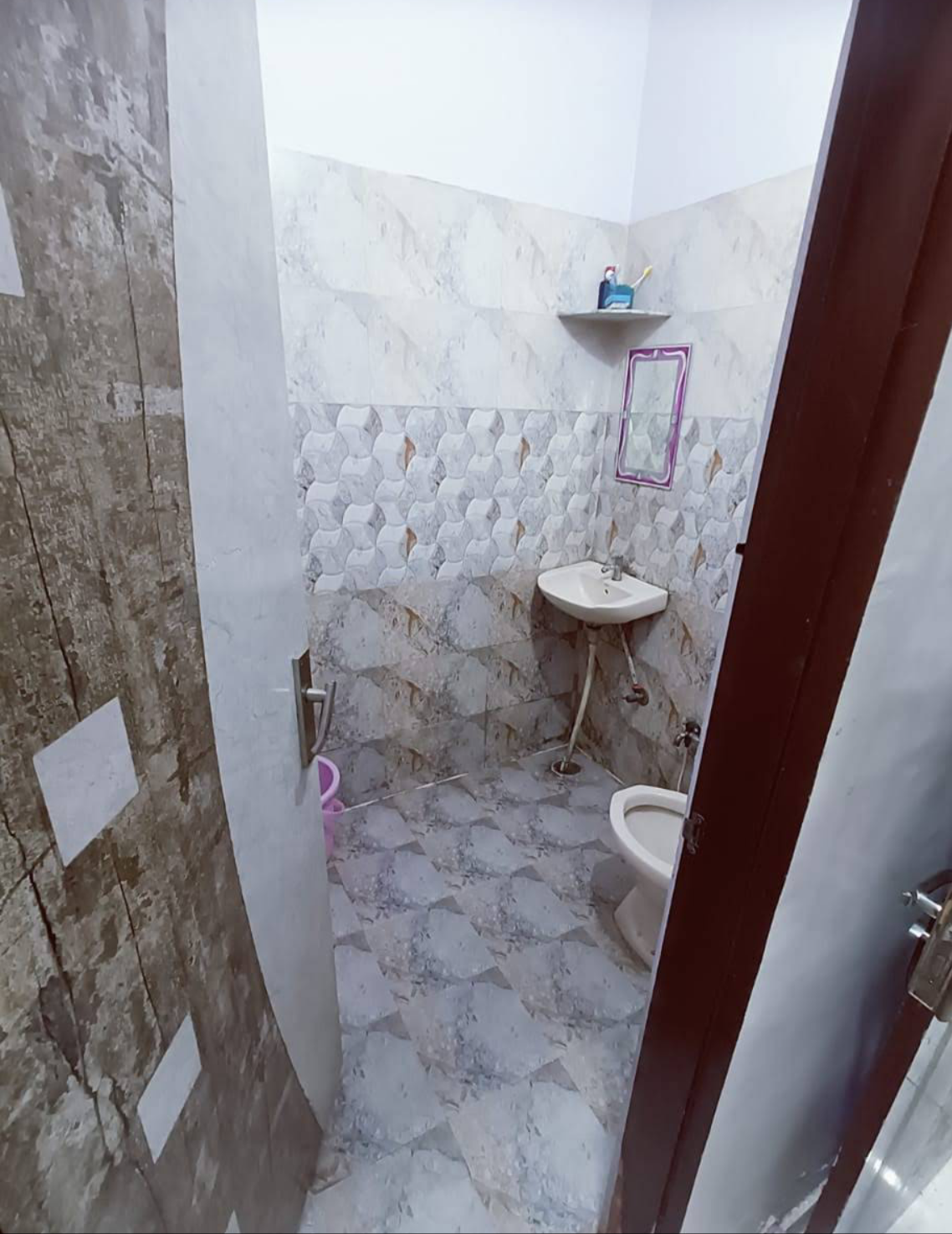 SARSWATI PG — photo 1