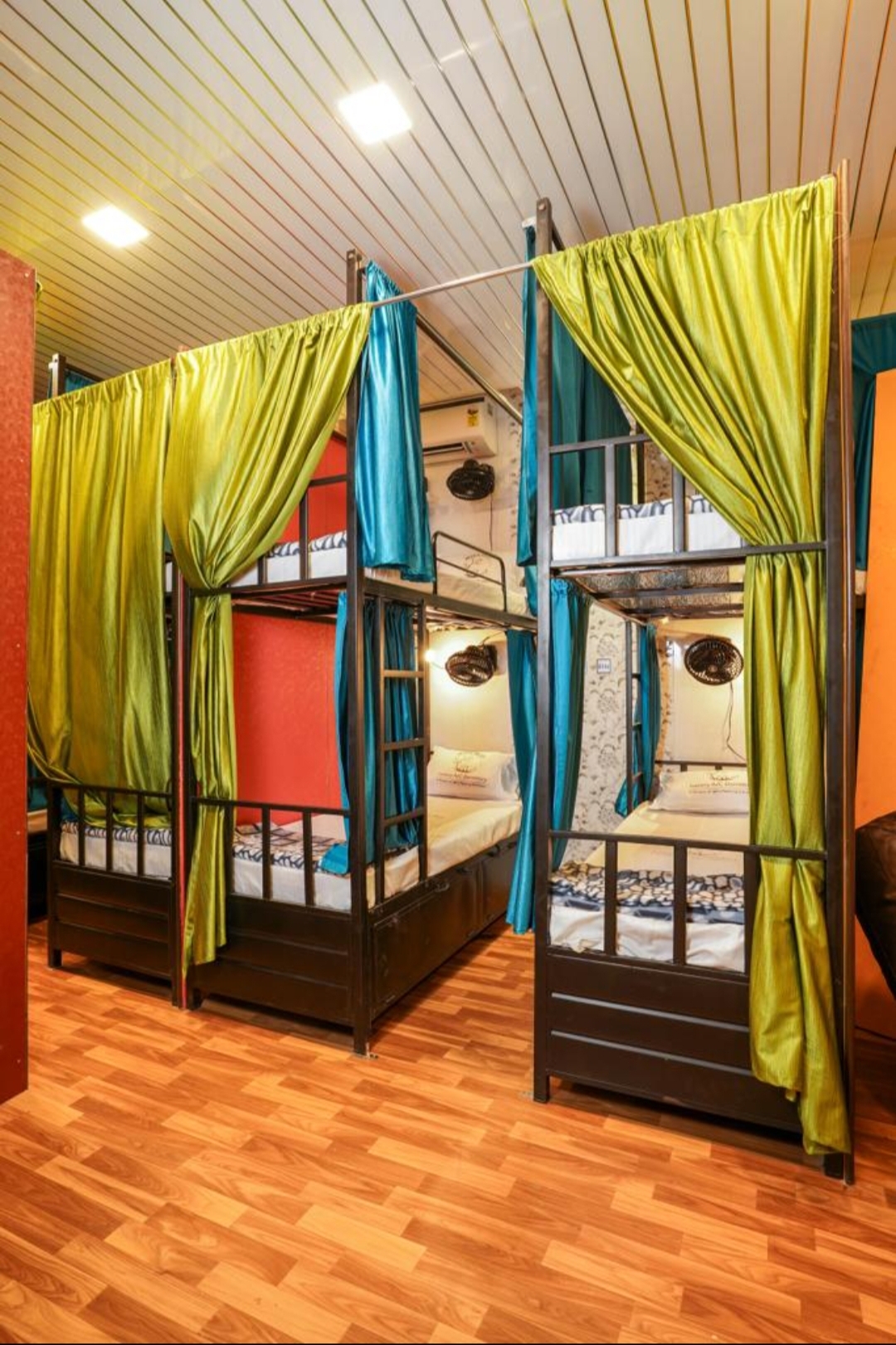 Jeh's Nest Luxury A/C Dormitory — photo 1