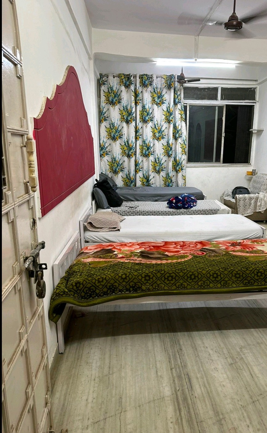 Trust stay paying guest — photo 1