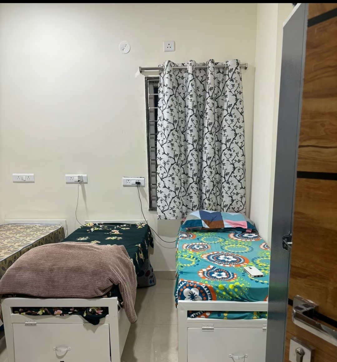 Sri Sai Ladies Deluxe Hostel — photo 2