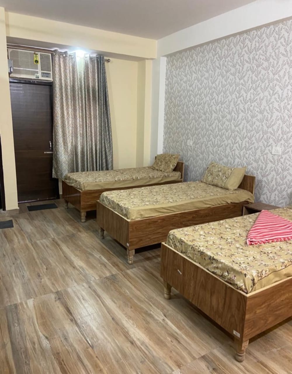 5 Star Residency PG — photo 1