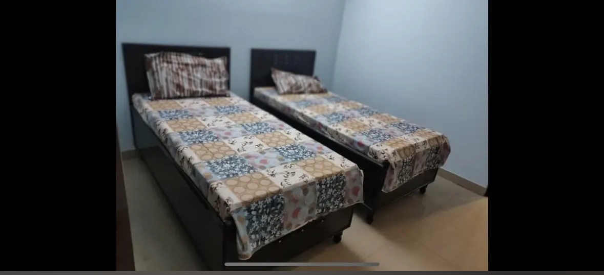 Mannat Girls Pg — photo 5