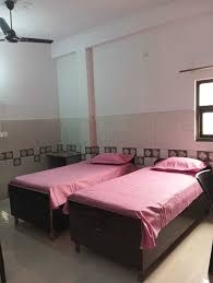 JPS PALACE GIRLS PG — photo 3