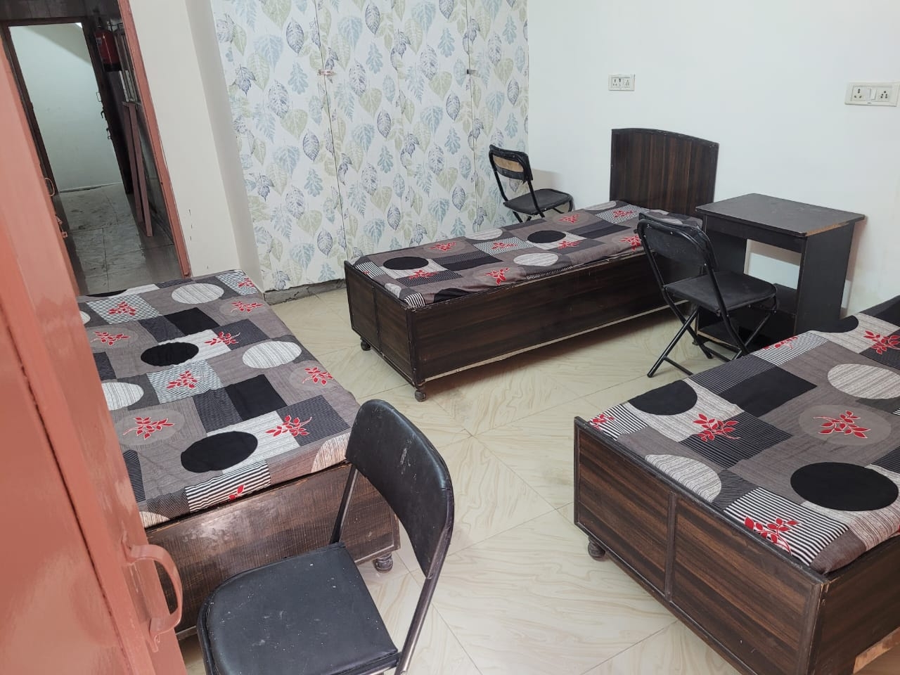 DREAM Home boys PG — photo 2