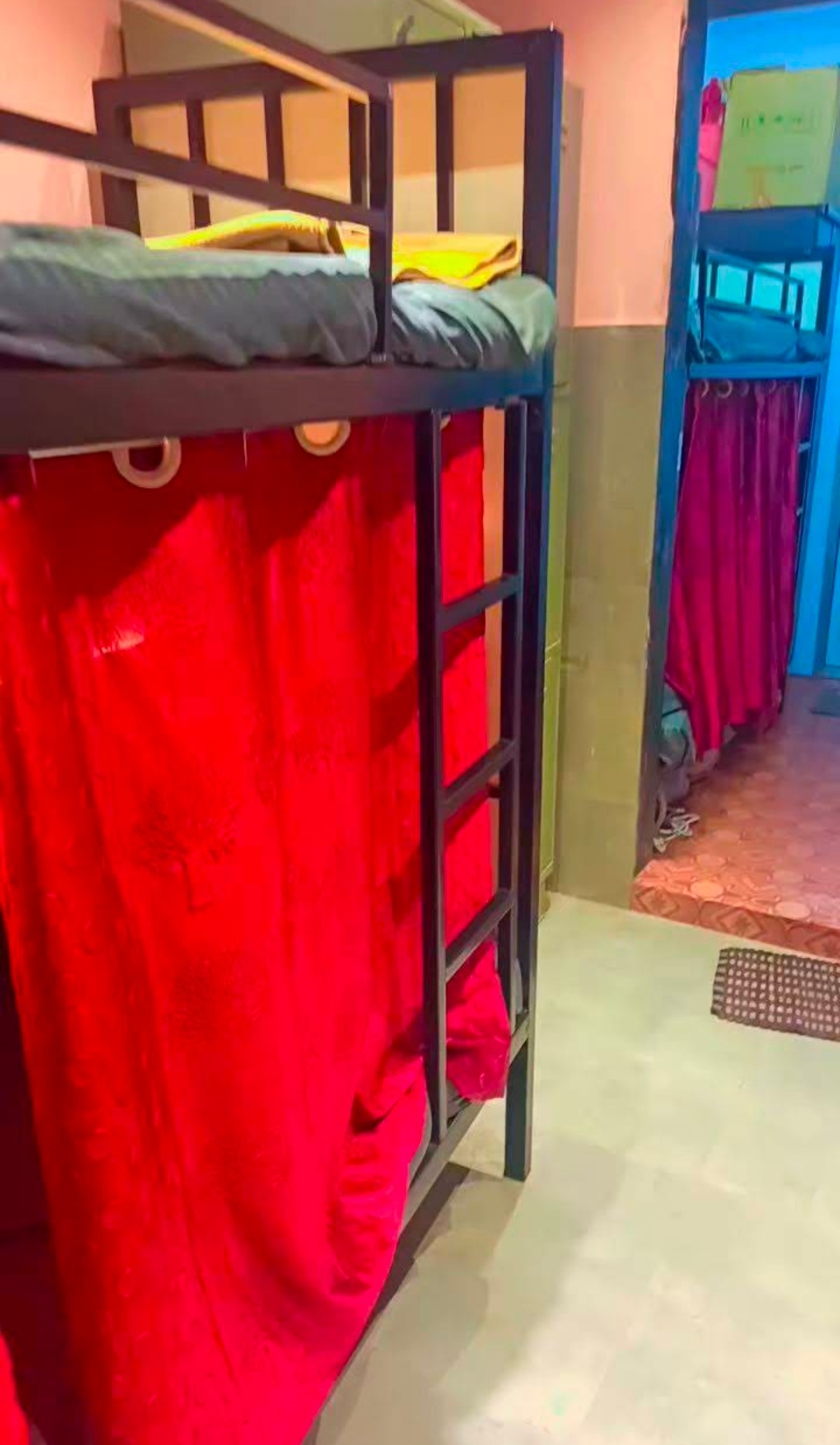 Mumbai paying guest ( khar) — photo 5