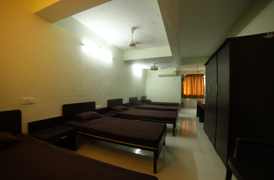 MASTER CREST GIRLS HOSTEL — photo 3