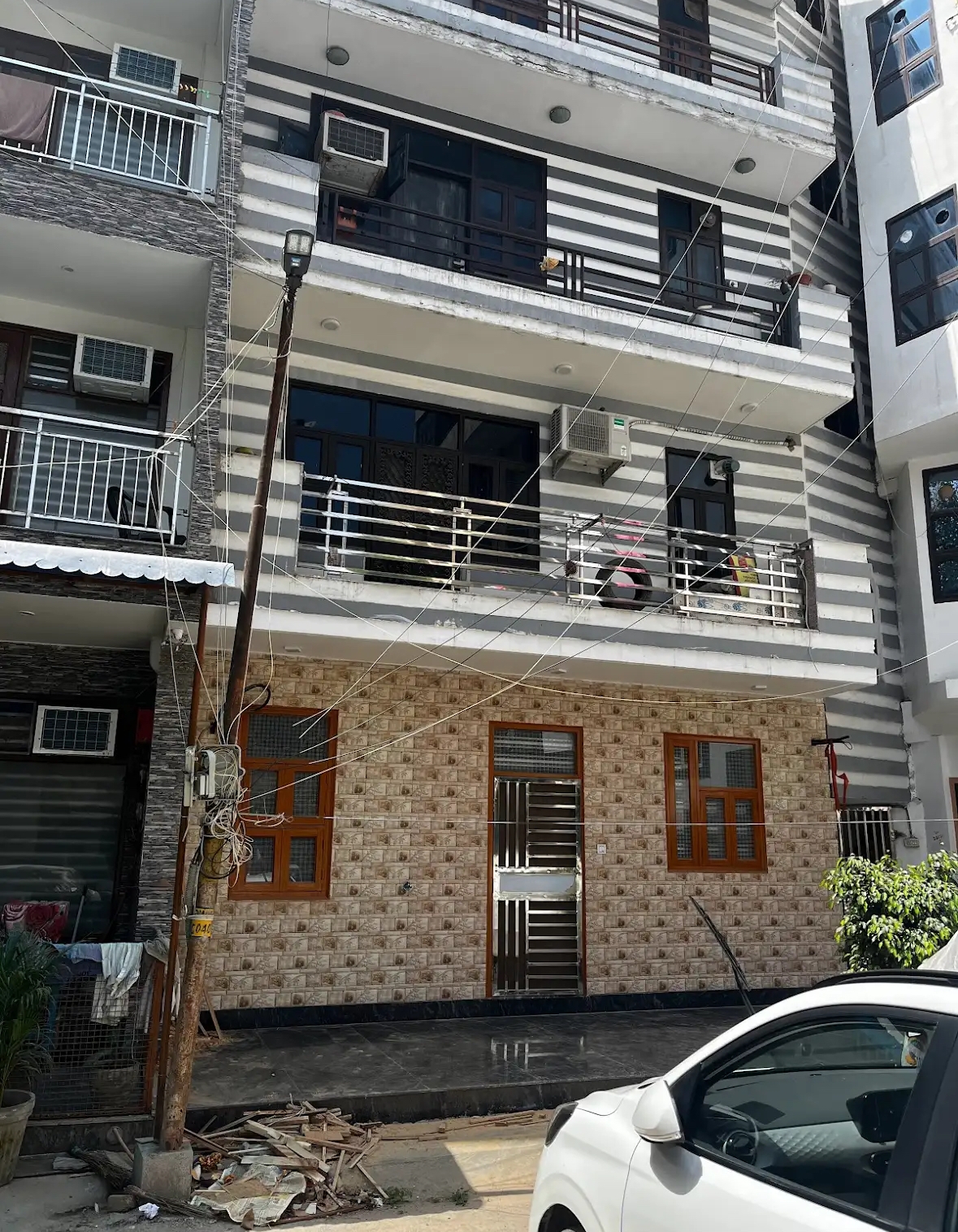 Home Stay Boys And Girls — photo 2