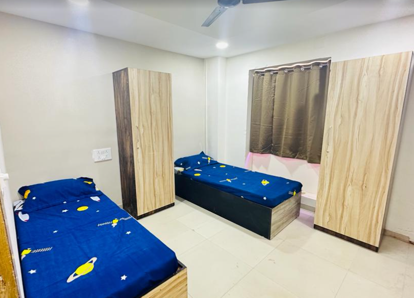 JOV LIVING PG — photo 3