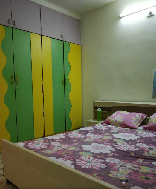 OM PAYING GUEST — photo 1