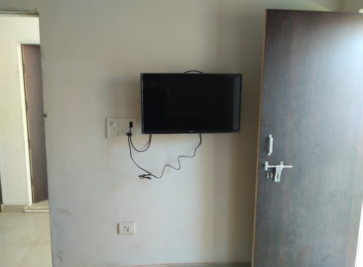 Rent For Only Boys — photo 1