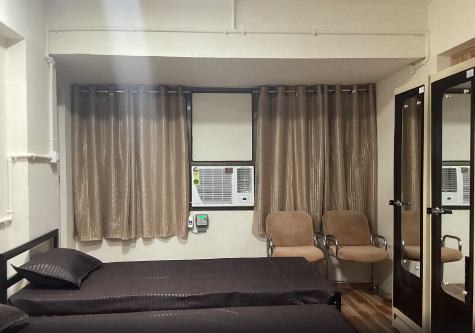 THE UPPER HOME — photo 1