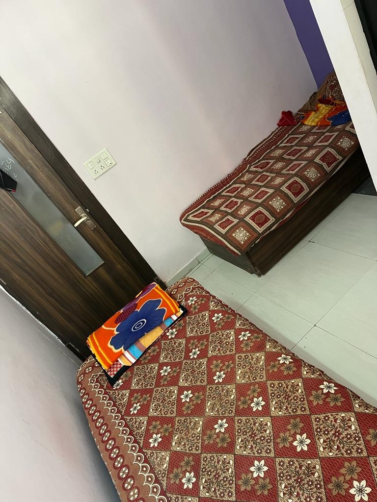 SHIV PG — photo 1