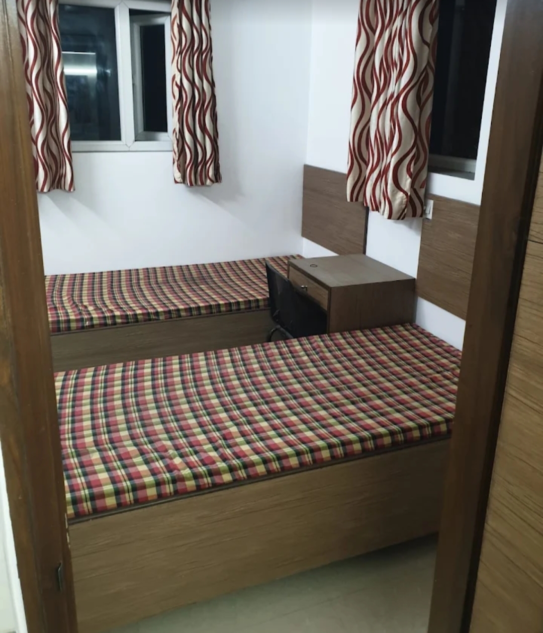 Students home pg — photo 2