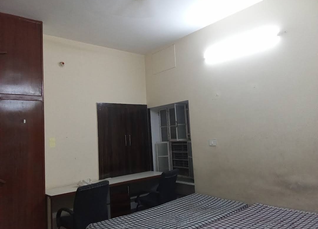 Shree Krishna Boys (hostel) — photo 3