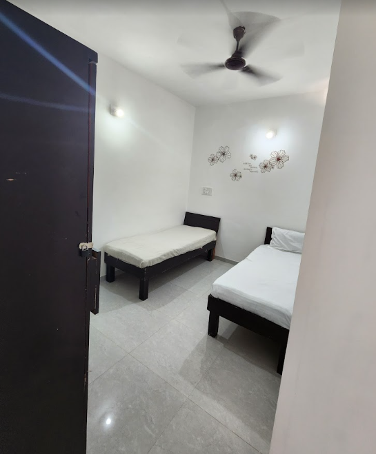 ALPHA GIRLS HOSTELS — photo 3