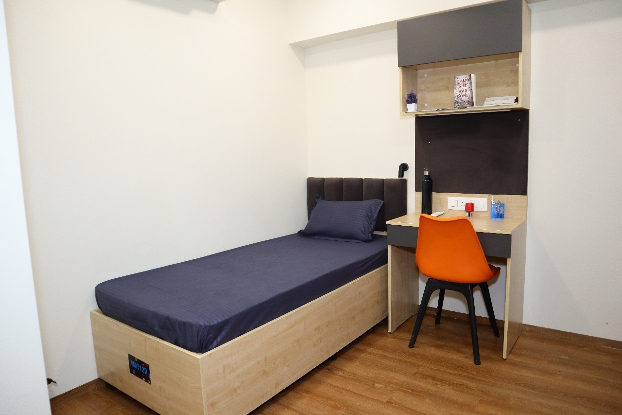 Youthville Juhu JVPD Scheme - Premium Student Hostel & PG — photo 3