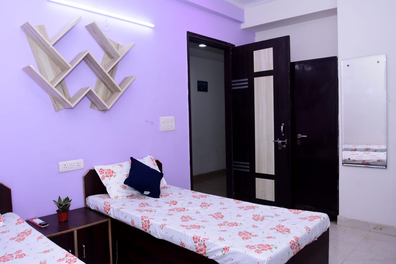 Xact Homes Pg (London Girls) — photo 5