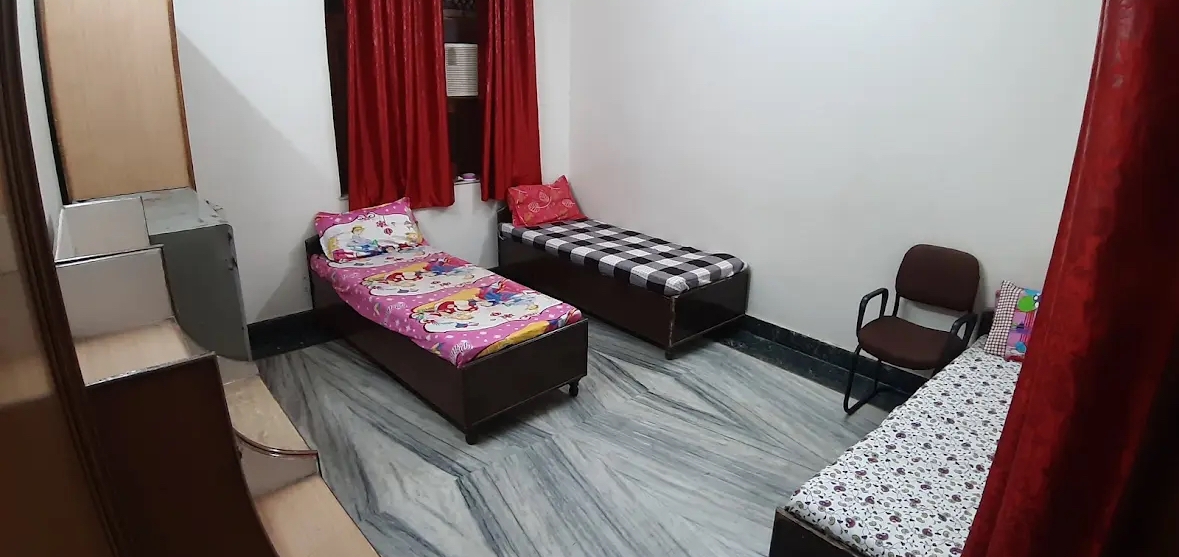 Manmeet Girls House — photo 3