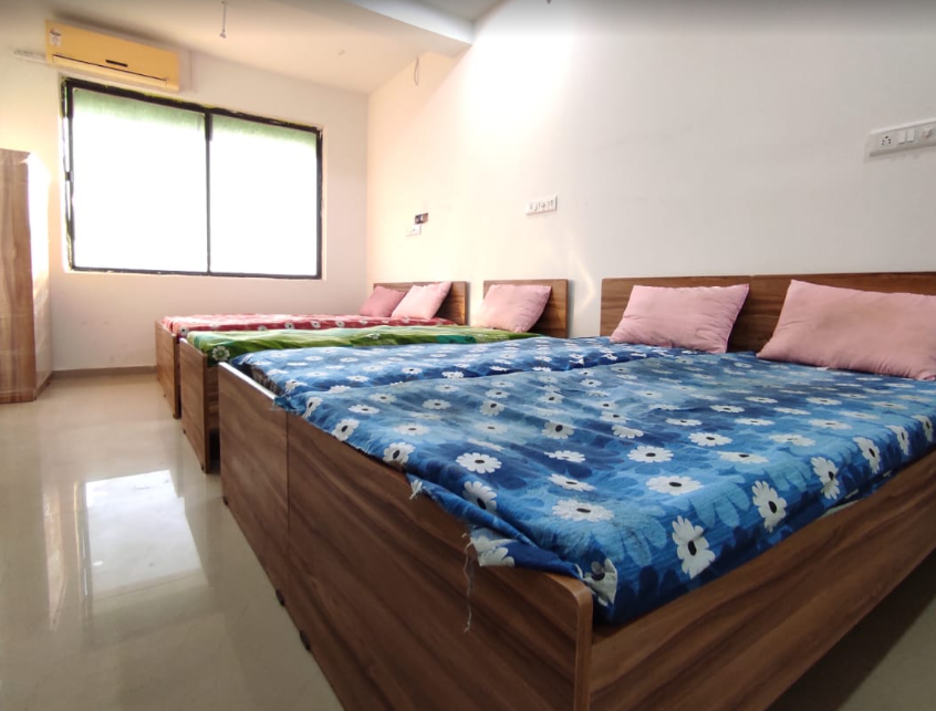 ALPHA GIRLS HOSTELS — photo 2