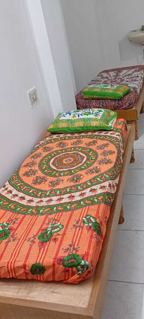 TAKSH PAYING GUEST — photo 1