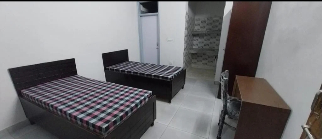 MT Living PG — photo 1