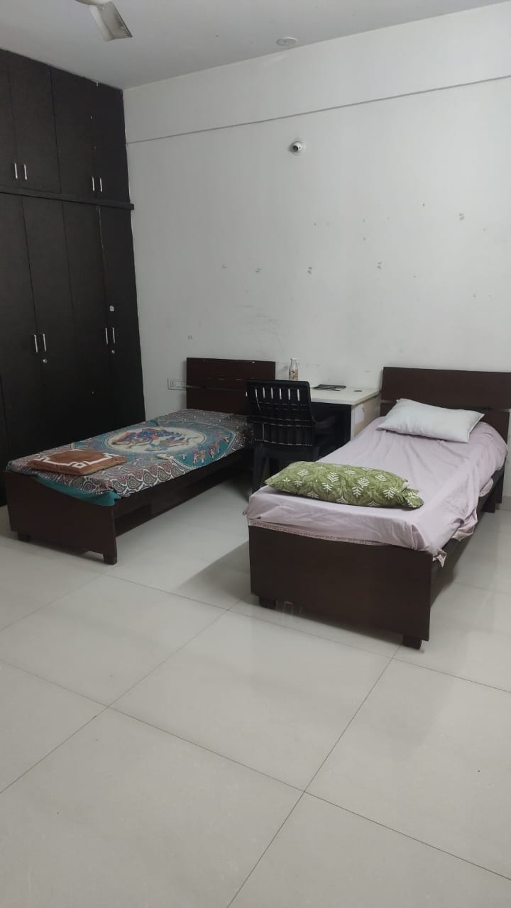 Harsha men's pg — photo 1