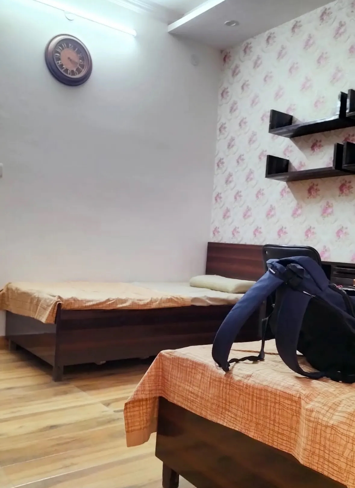 Mananshi Girls Pg — photo 3
