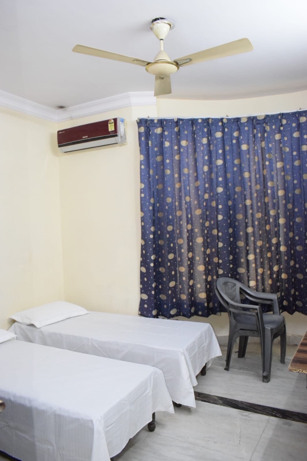 NORTH DELHI BOYS HOSTEL — photo 1