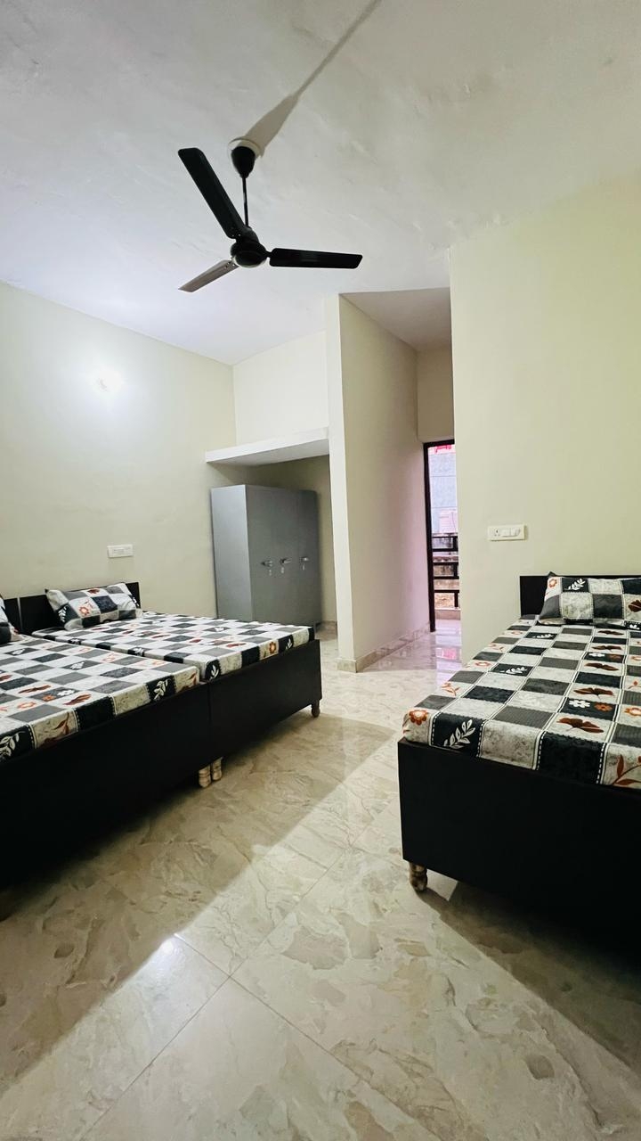 Elite homes girls pg — photo 3