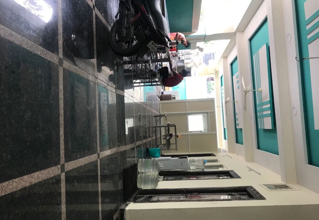 Eshwar Grand Men's PG — photo 2