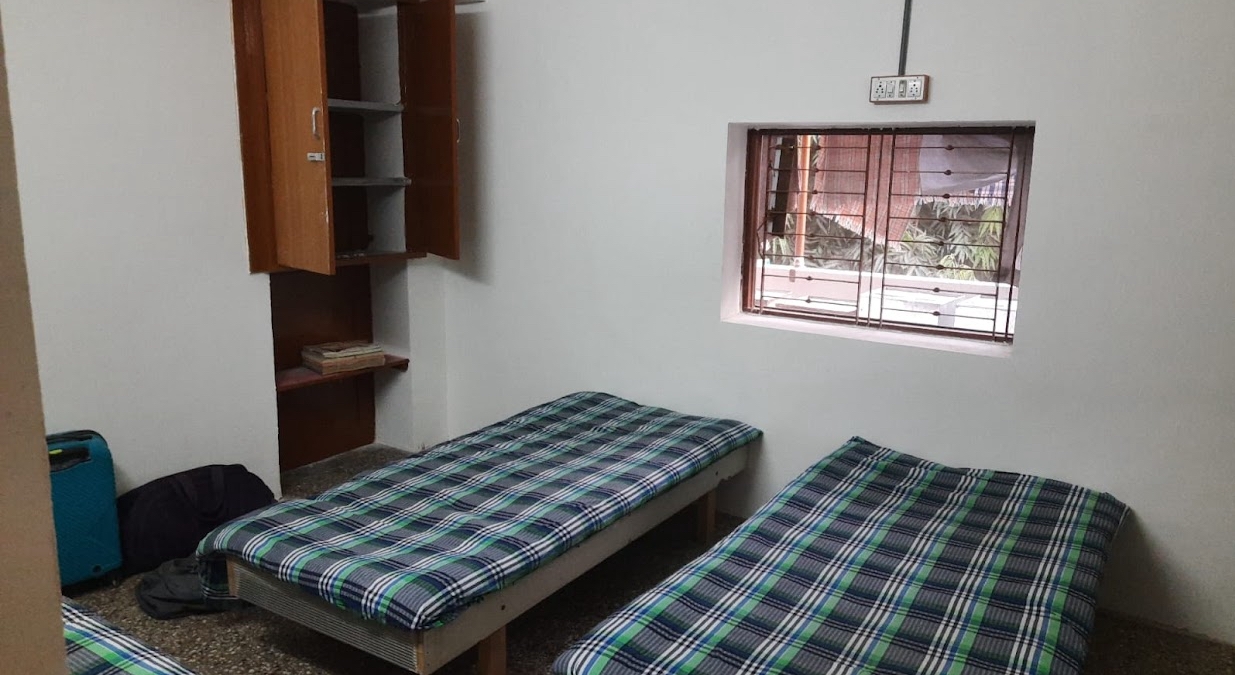 MAHESHWARI PG & TIFFIN SERVICE — photo 2