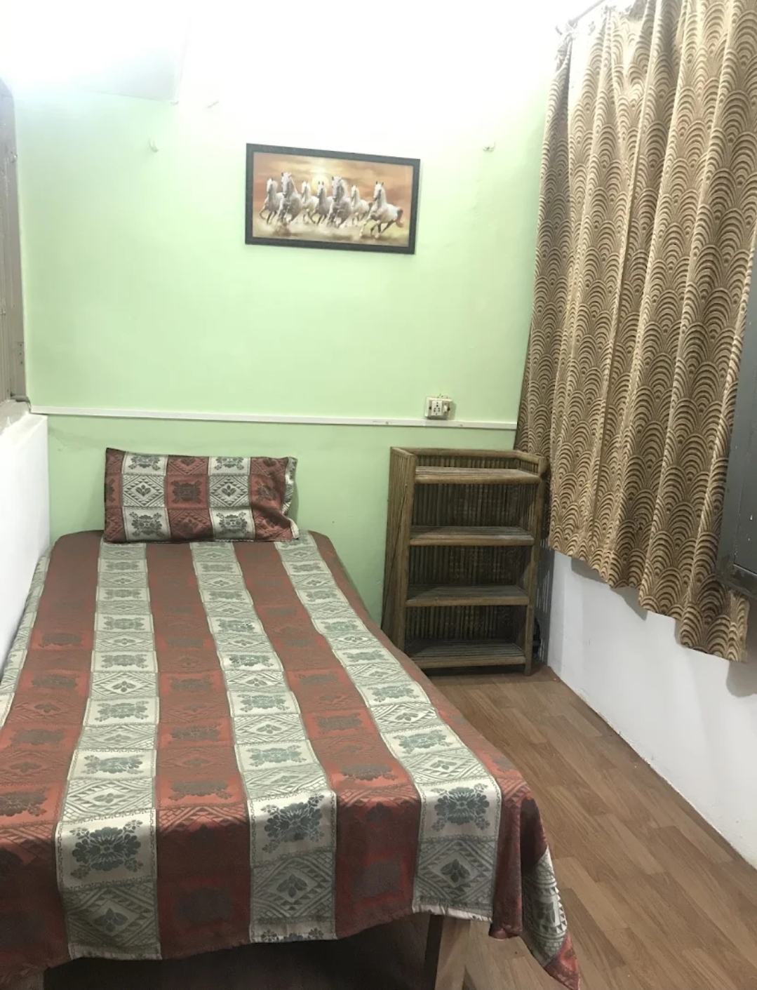 Saxena pg for boys — photo 2