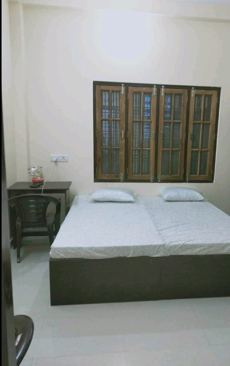Legend House Girls Pg — photo 1