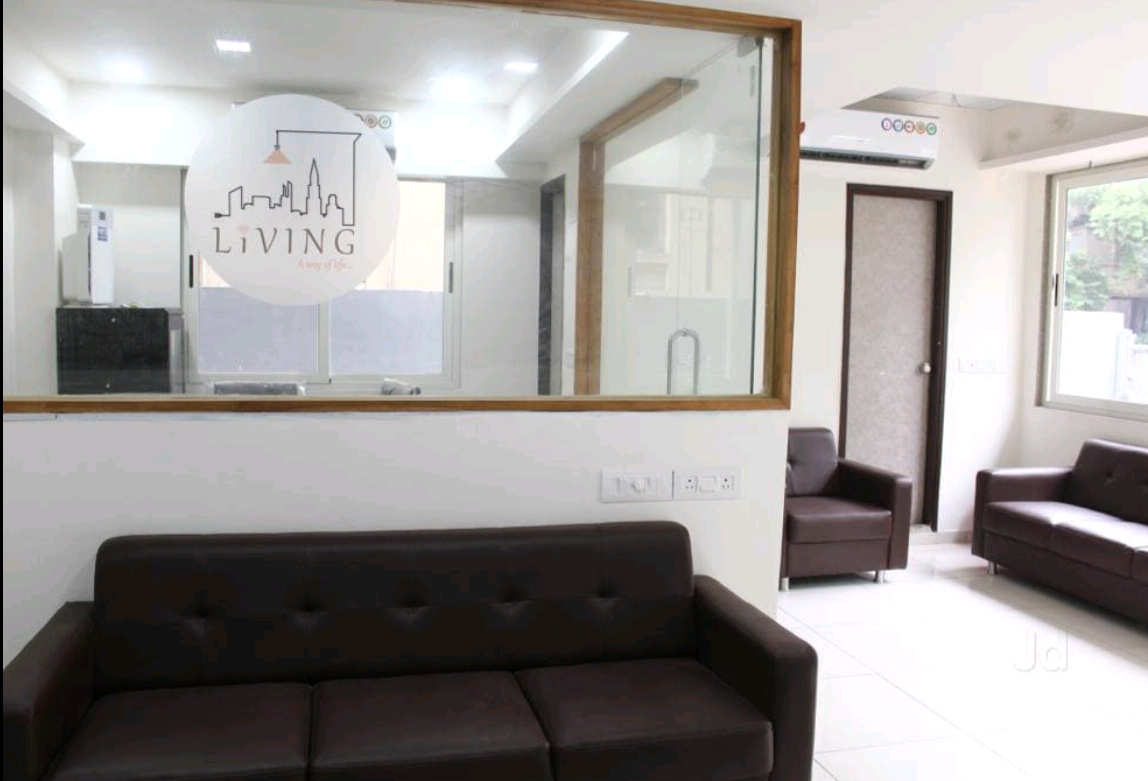 Laving hostel and Way life — photo 6